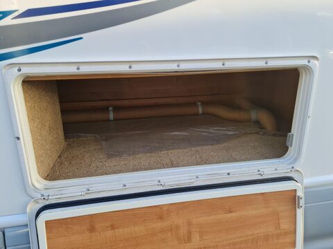 Auto-Trail Chieftain Motor Home 14