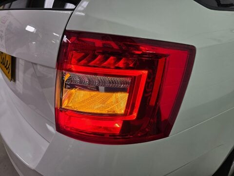 Skoda Octavia 1.6 TDI S Euro 6 (s/s) 5dr 44