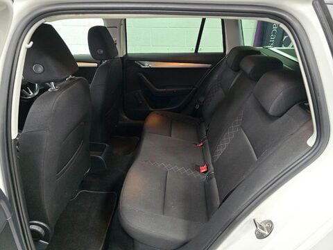 Skoda Octavia 1.6 TDI S Euro 6 (s/s) 5dr 37