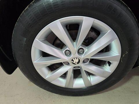 Skoda Octavia 1.6 TDI S Euro 6 (s/s) 5dr 40