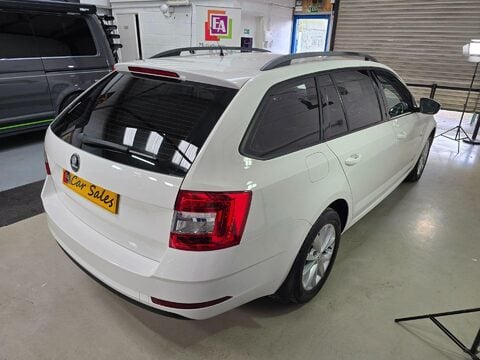 Skoda Octavia 1.6 TDI S Euro 6 (s/s) 5dr 11