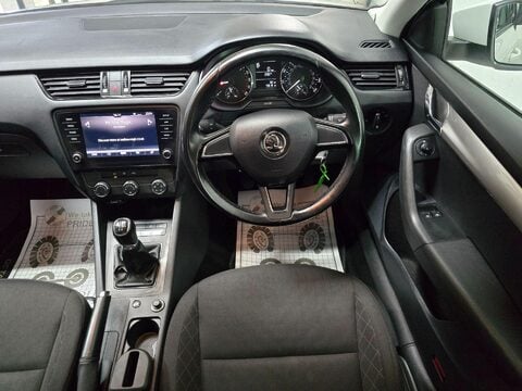 Skoda Octavia 1.6 TDI S Euro 6 (s/s) 5dr 27