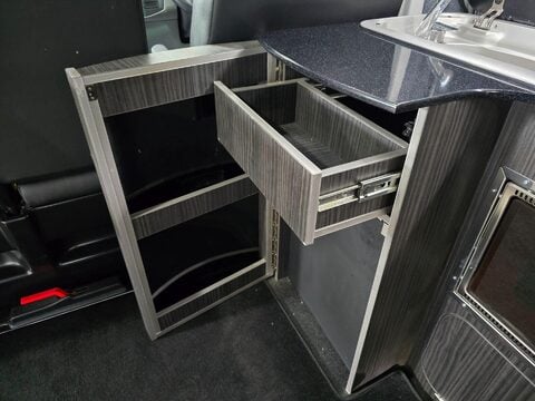 Autohaus Ashton Sport Campervan 31