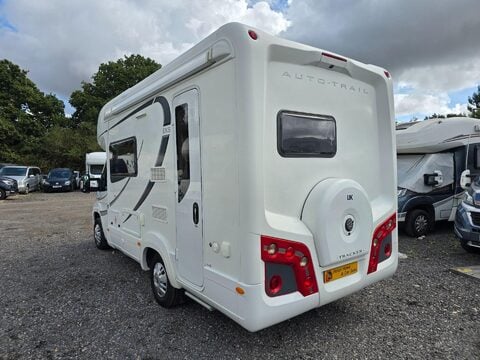 Auto-Trail Tracker EKS Motor Home 11