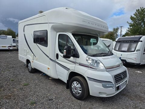 Auto-Trail Tracker EKS Motor Home 7