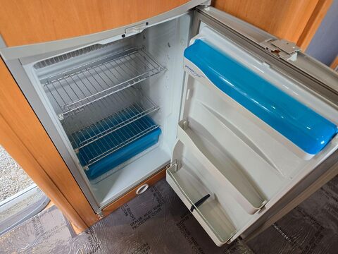 Dethleffs Esprit Globetrotter 33
