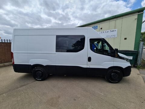Iveco Daily Camper Project 11