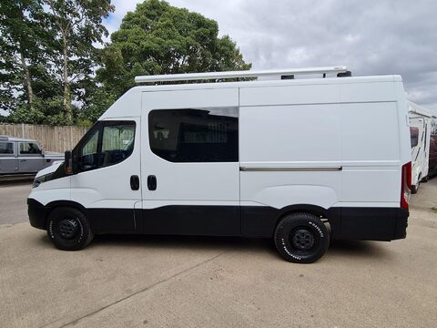 Iveco Daily Camper Project 7