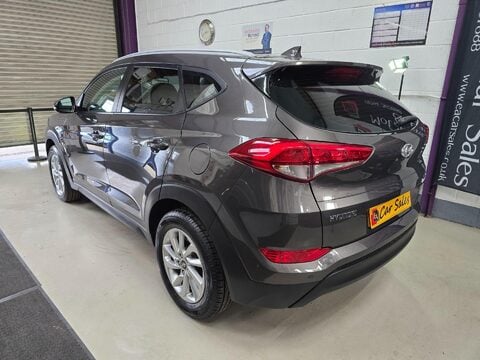 Hyundai TUCSON CRDI SE NAV BLUE DRIVE 6