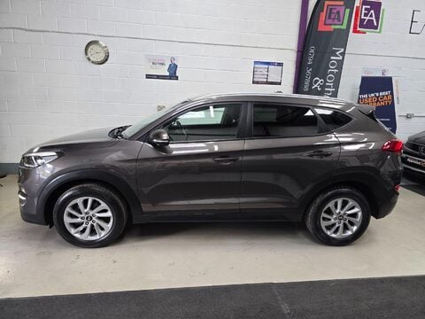 Hyundai TUCSON CRDI SE NAV BLUE DRIVE 5