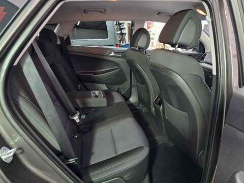 Hyundai TUCSON CRDI SE NAV BLUE DRIVE 17