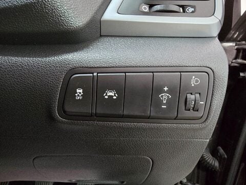 Hyundai TUCSON CRDI SE NAV BLUE DRIVE 31
