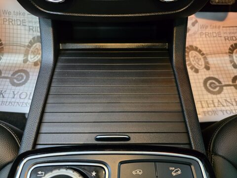 Mercedes-Benz GLE GLE 350 D 4MATIC AMG LINE PREMIUM 25
