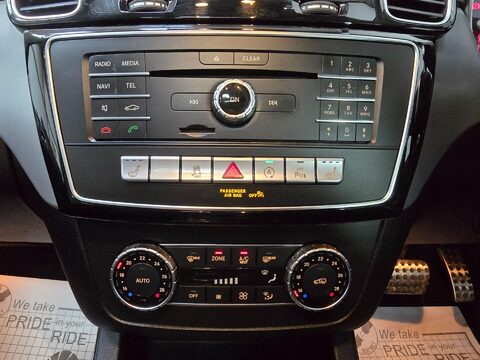 Mercedes-Benz GLE GLE 350 D 4MATIC AMG LINE PREMIUM 27