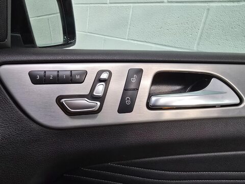 Mercedes-Benz GLE GLE 350 D 4MATIC AMG LINE PREMIUM 40