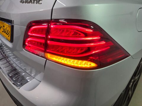 Mercedes-Benz GLE GLE 350 D 4MATIC AMG LINE PREMIUM 57