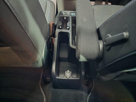 Ford Tourneo Connect ACTIVE ECOBLUE 19