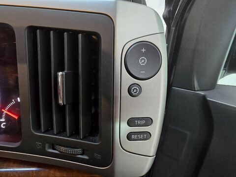 Nissan Elgrand Highway Star 30