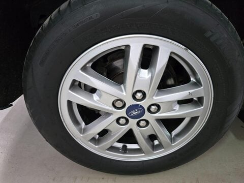 Ford Grand Tourneo Connect TITANIUM TDCI 39