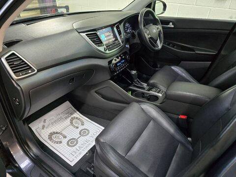 Hyundai TUCSON CRDI PREMIUM SE 43