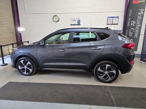 Hyundai TUCSON CRDI PREMIUM SE 6
