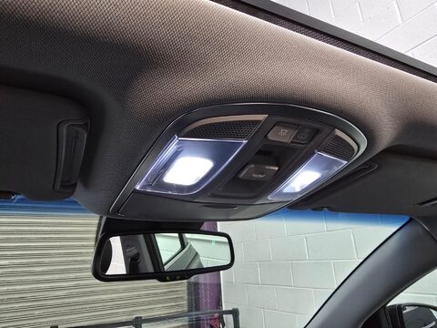 Hyundai TUCSON CRDI PREMIUM SE 33