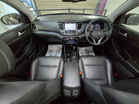Hyundai TUCSON CRDI PREMIUM SE 21