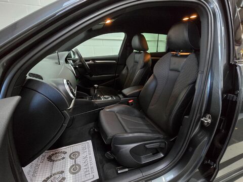 Audi A3 TFSI S LINE NAV 39