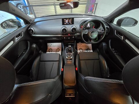 Audi A3 TFSI S LINE NAV 3