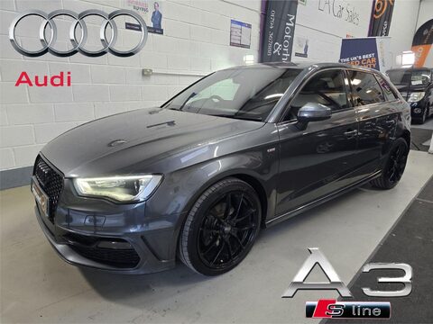 Audi A3 TFSI S LINE NAV 1
