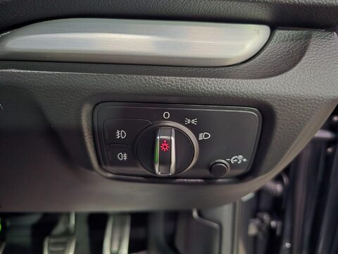 Audi A3 TFSI S LINE NAV 35