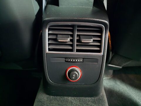 Audi A3 TFSI S LINE NAV 17