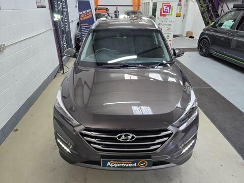 Hyundai TUCSON CRDI SE NAV BLUE DRIVE 13
