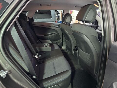 Hyundai TUCSON CRDI SE NAV BLUE DRIVE 15