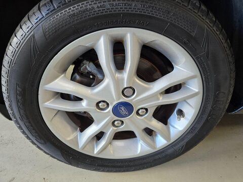 Ford Fiesta ZETEC 39