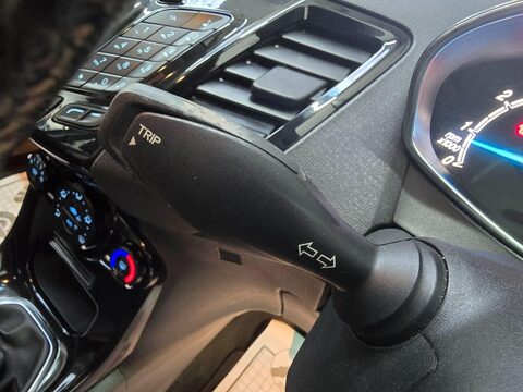 Ford Fiesta ZETEC 29