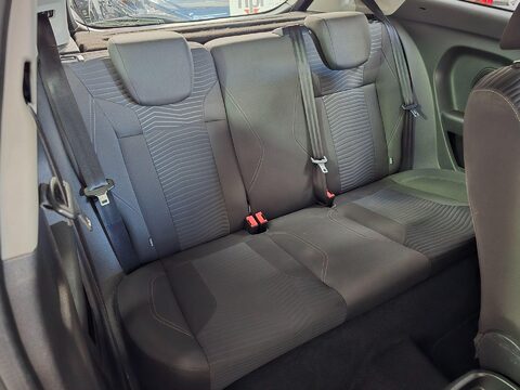 Ford Fiesta ZETEC 15