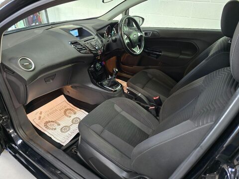 Ford Fiesta ZETEC 36