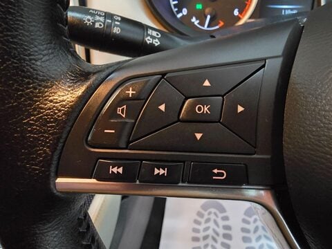 Nissan MICRA DCI TEKNA 26