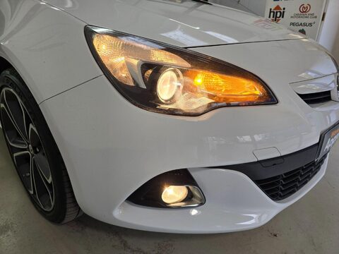 Vauxhall Astra GTC LIMITED EDITION S/S 44