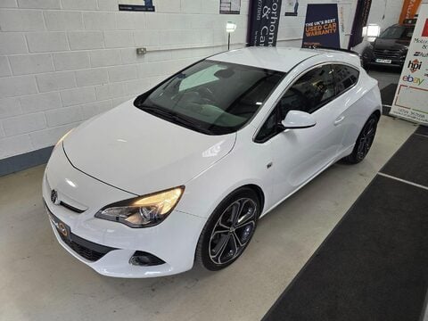 Vauxhall Astra GTC LIMITED EDITION S/S 5