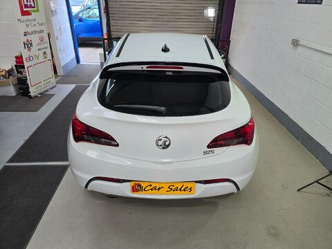 Vauxhall Astra GTC LIMITED EDITION S/S 9