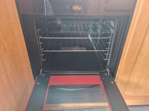Auto-Trail Mohican Motor Home 37