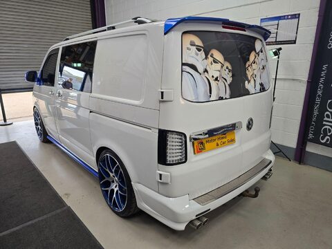 Volkswagen Campervan 7