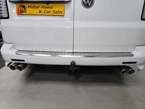 Volkswagen Campervan 10