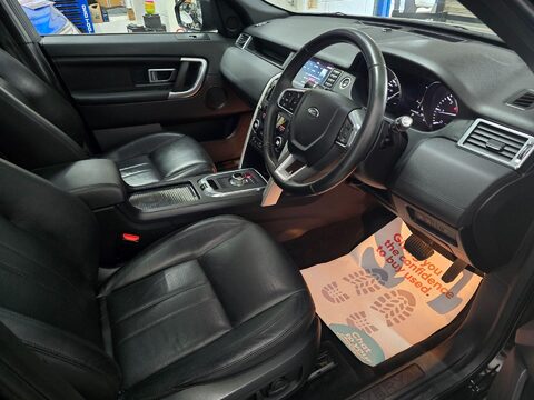 Land Rover Discovery Sport TD4 HSE BLACK 43