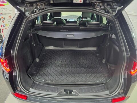 Land Rover Discovery Sport TD4 HSE BLACK 9