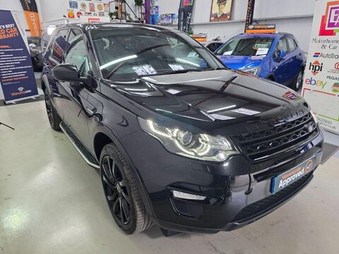 Land Rover Discovery Sport TD4 HSE BLACK 14