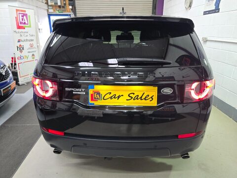 Land Rover Discovery Sport TD4 HSE BLACK 8