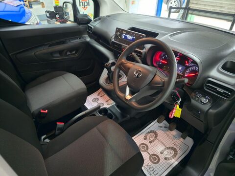 Vauxhall Combo L1H1 2000 EDITION S/S 19